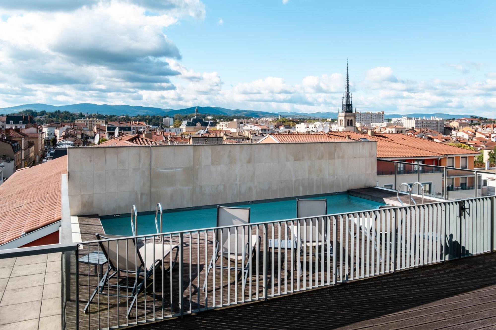 Mercure ヴィルフランシュ・シュル・ソーヌ エクステリア 写真