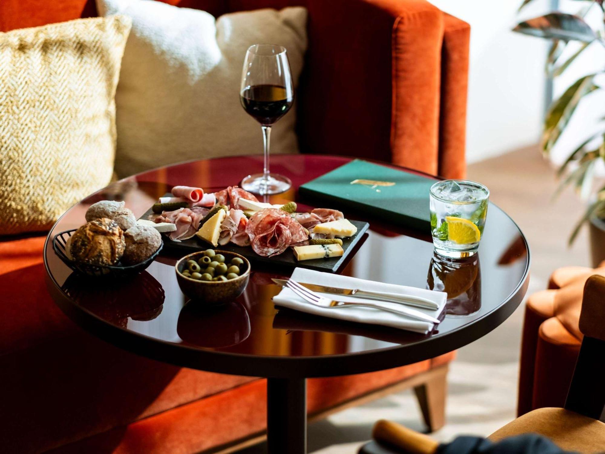 Mercure ヴィルフランシュ・シュル・ソーヌ エクステリア 写真